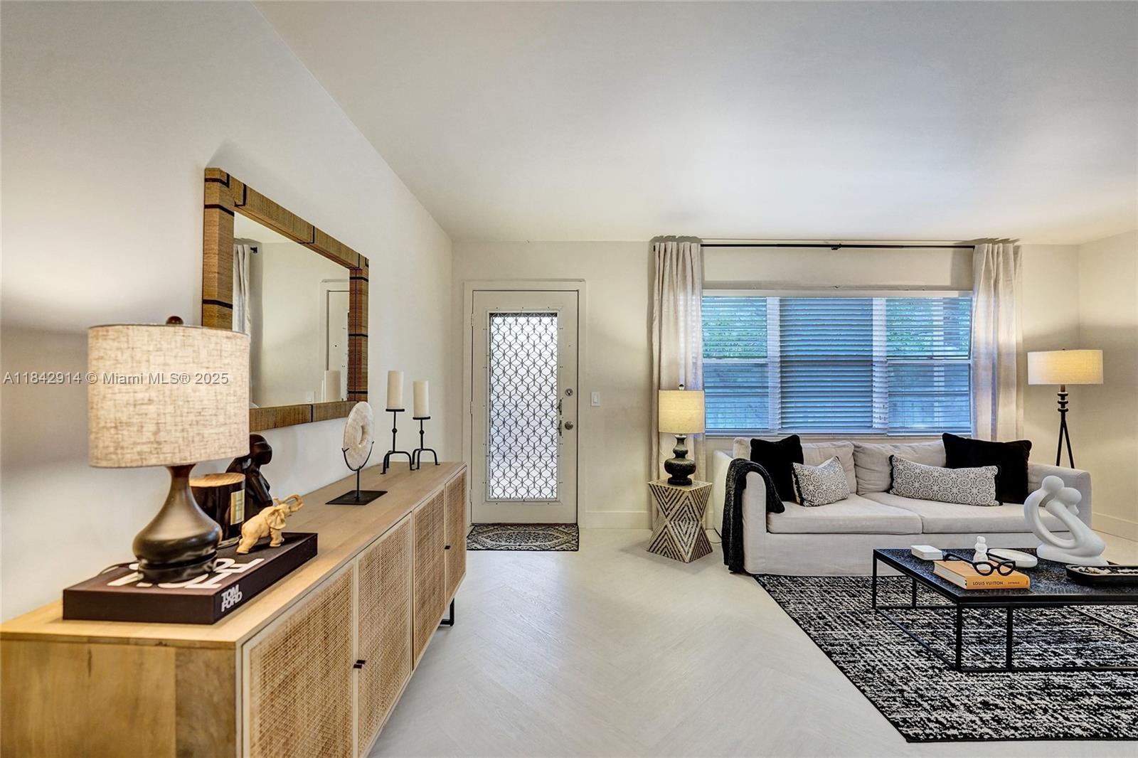 KINGSLEY AT CENTURY VILLA - Residential