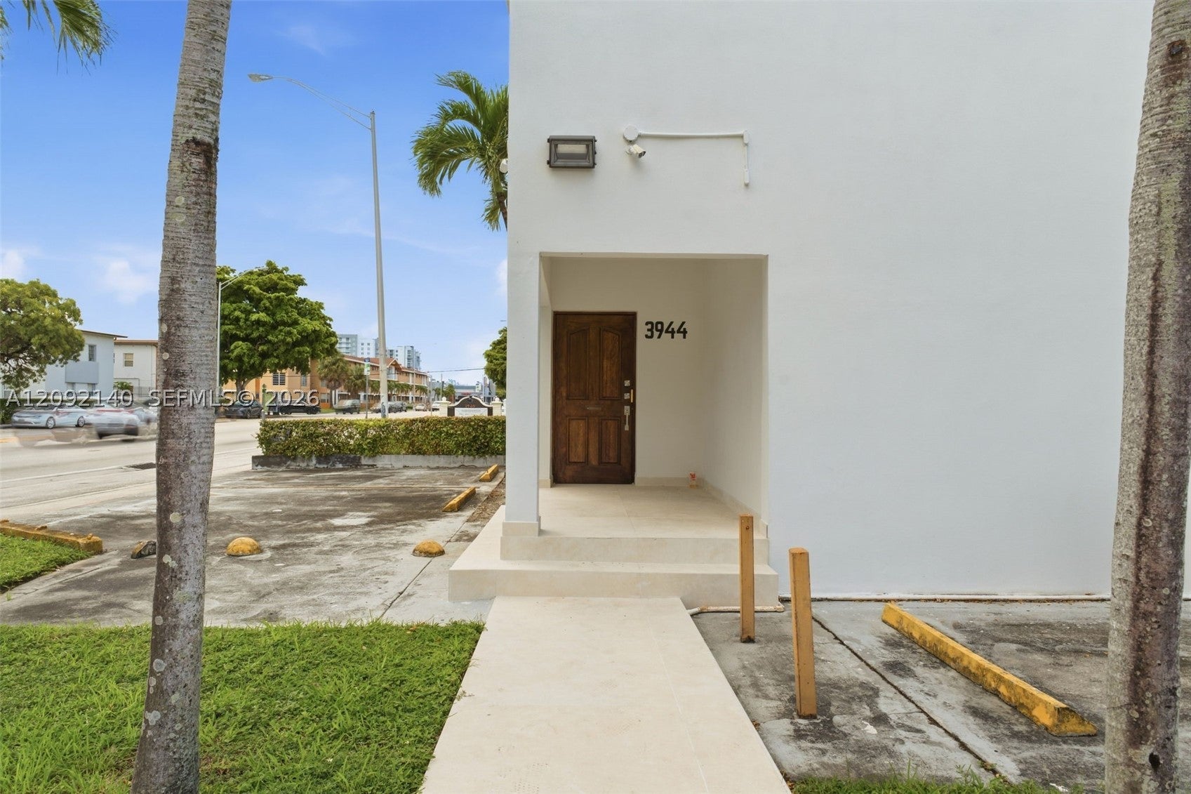 3944 W Flagler St