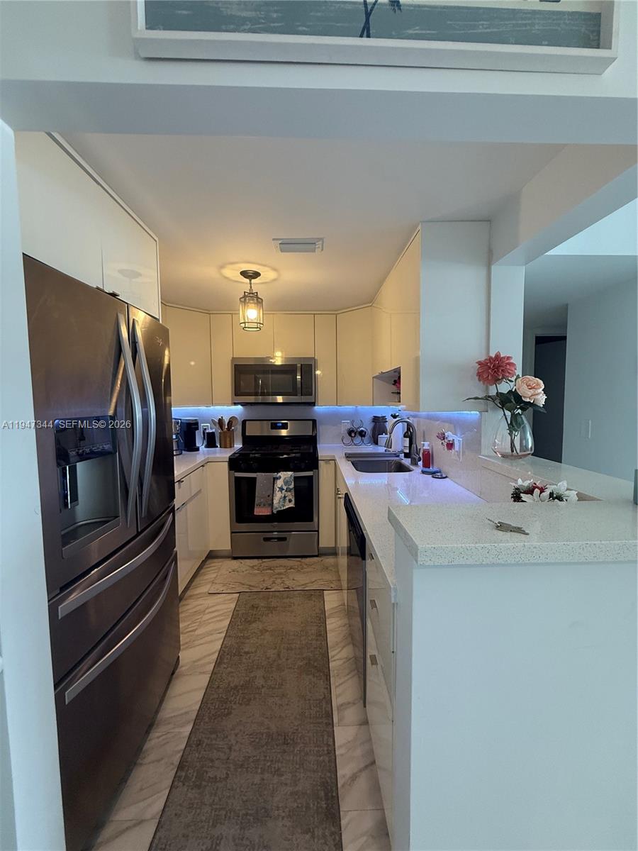 730 Pennsylvania Ave 512