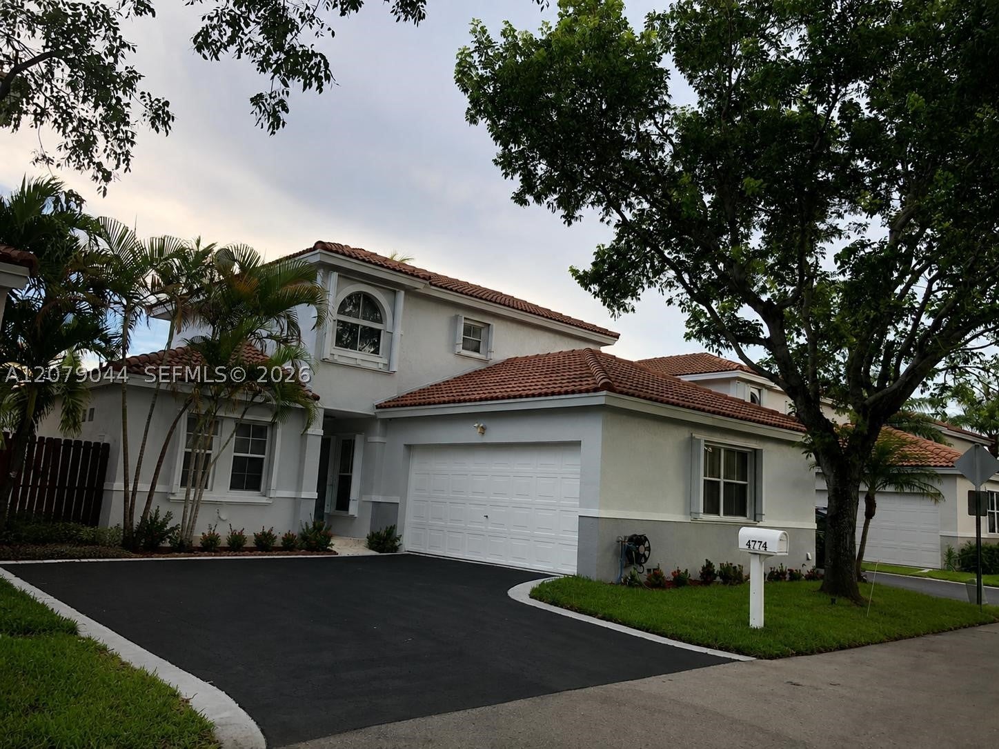 4774 NW 5th Pl