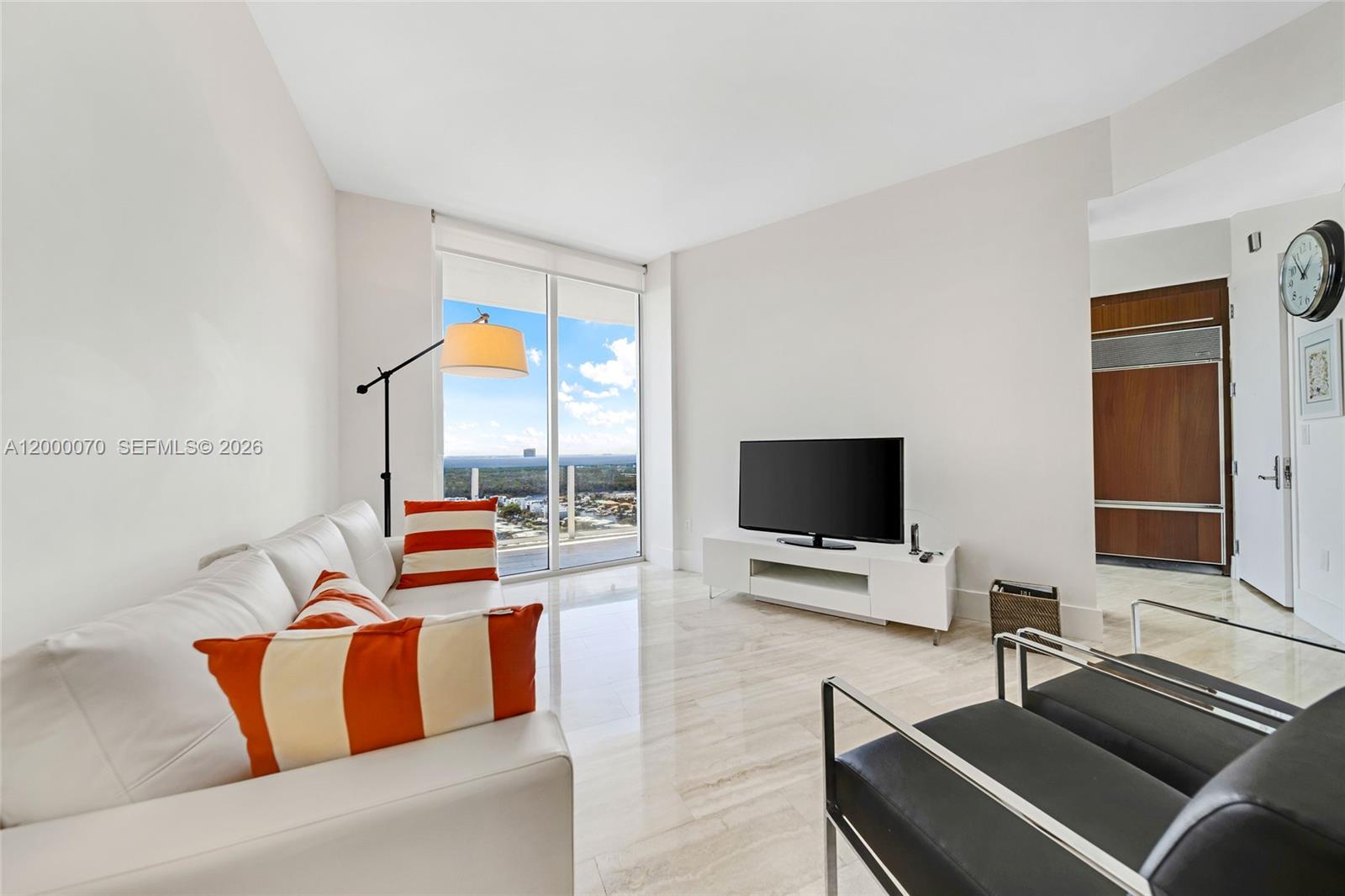 TDR TOWER I CONDO - Residential Lease