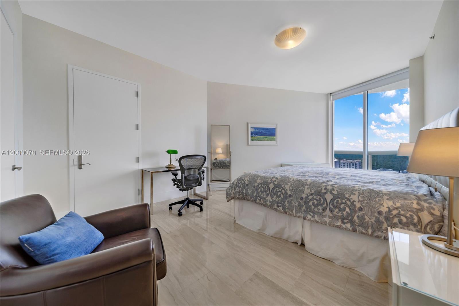 TDR TOWER I CONDO - Residential Lease