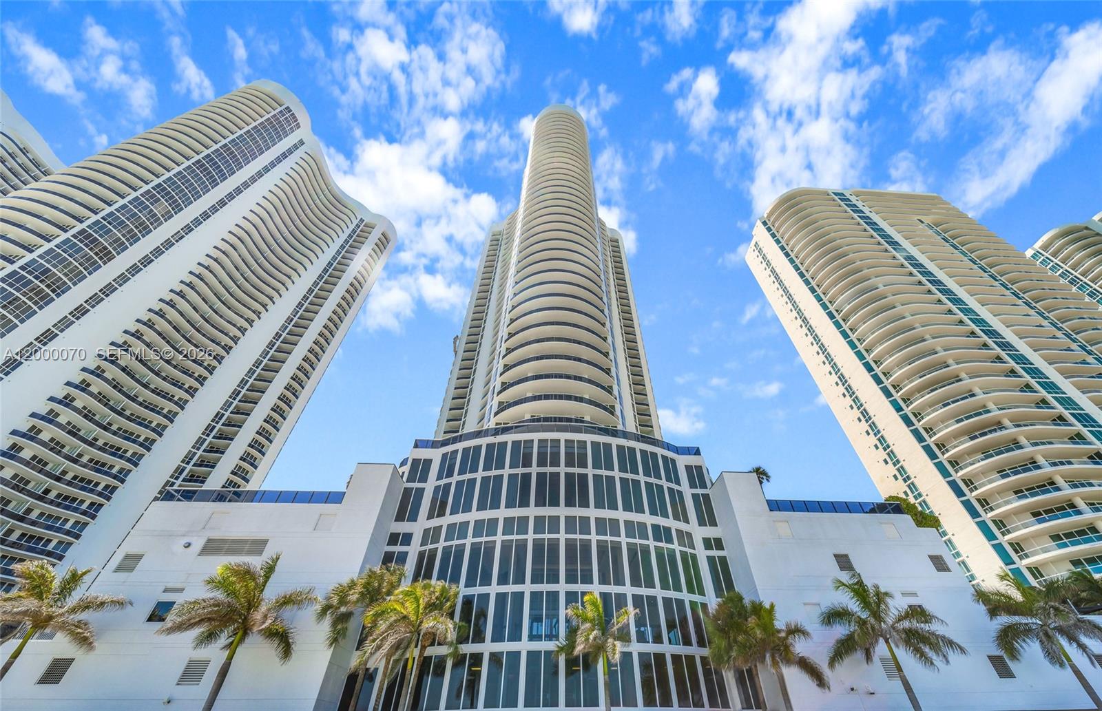 TDR TOWER I CONDO - Residential Lease