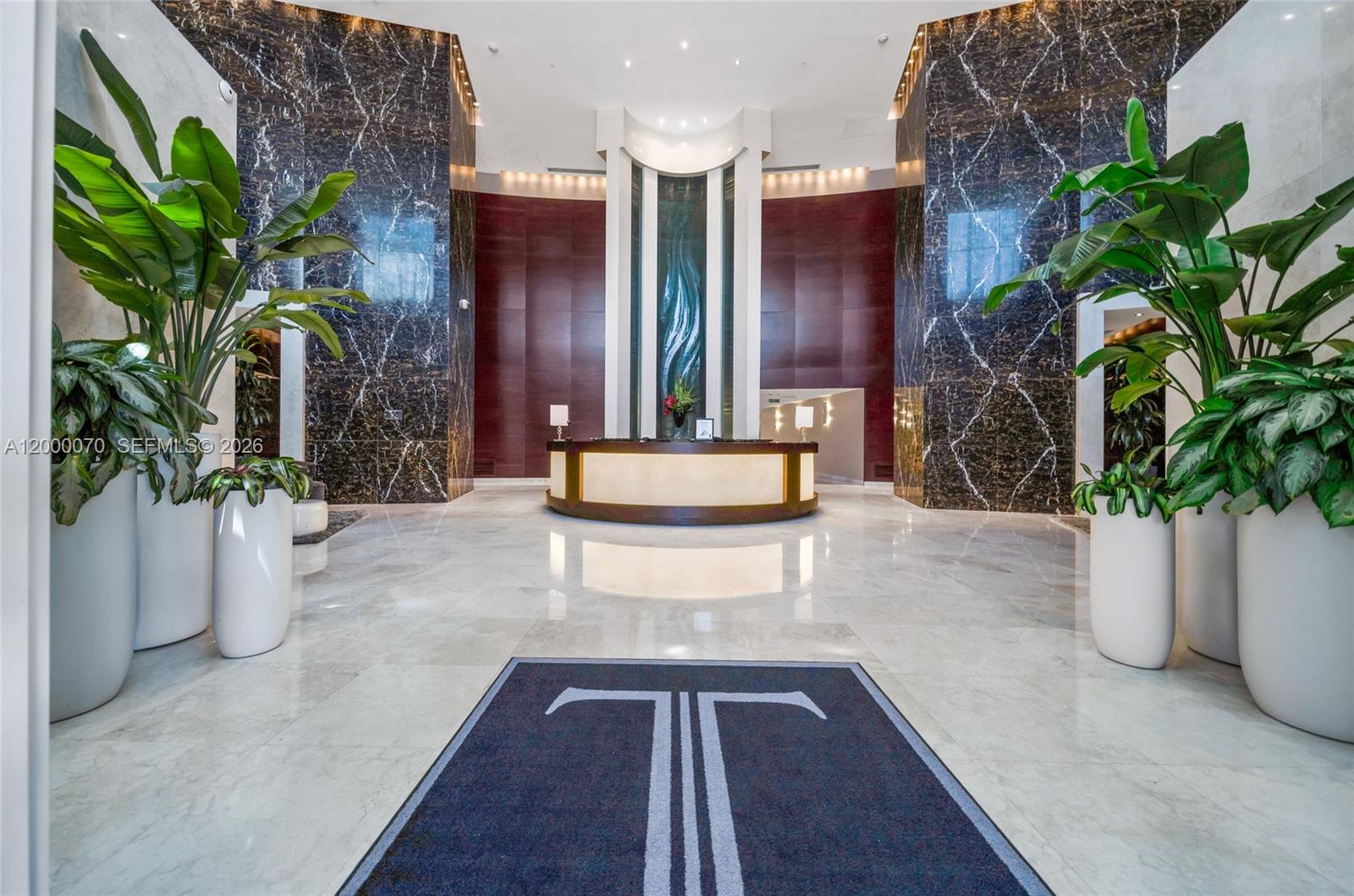 TDR TOWER I CONDO - Residential Lease