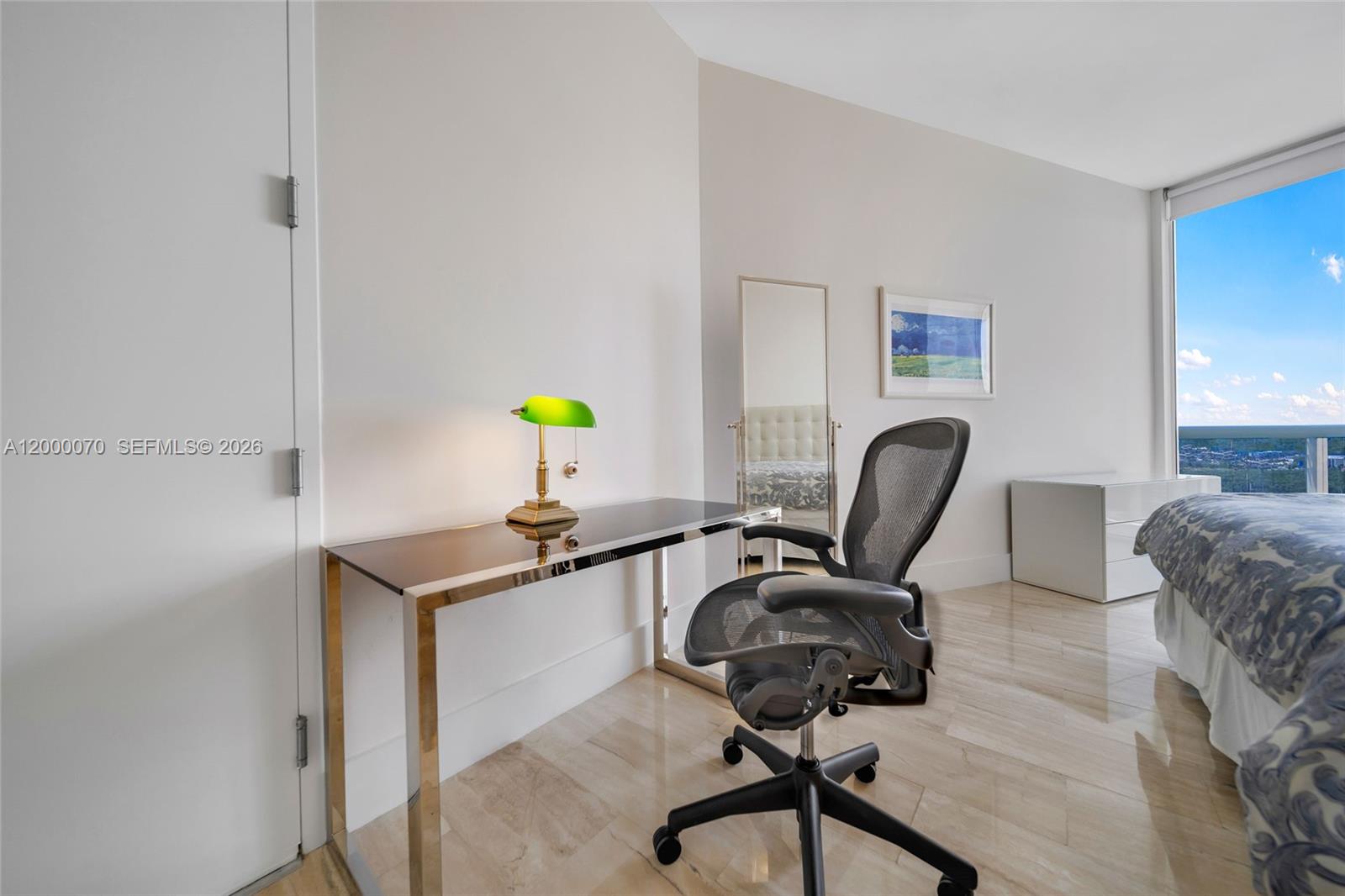 TDR TOWER I CONDO - Residential Lease