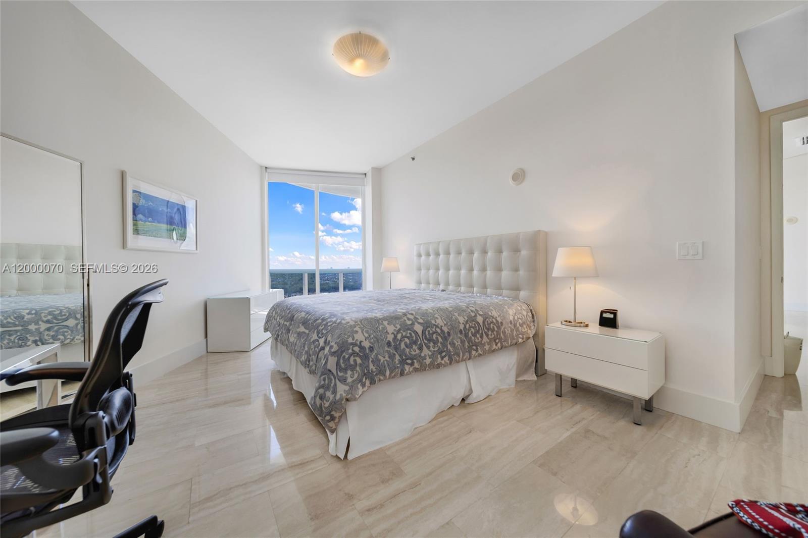 TDR TOWER I CONDO - Residential Lease