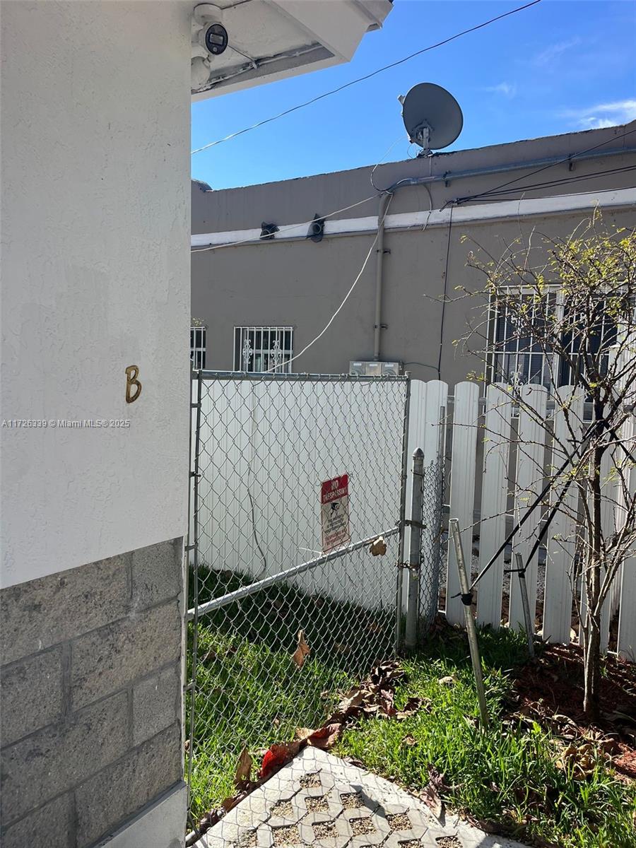 ALLAPATTAH HIGHLANDS ADDN - Residential Lease