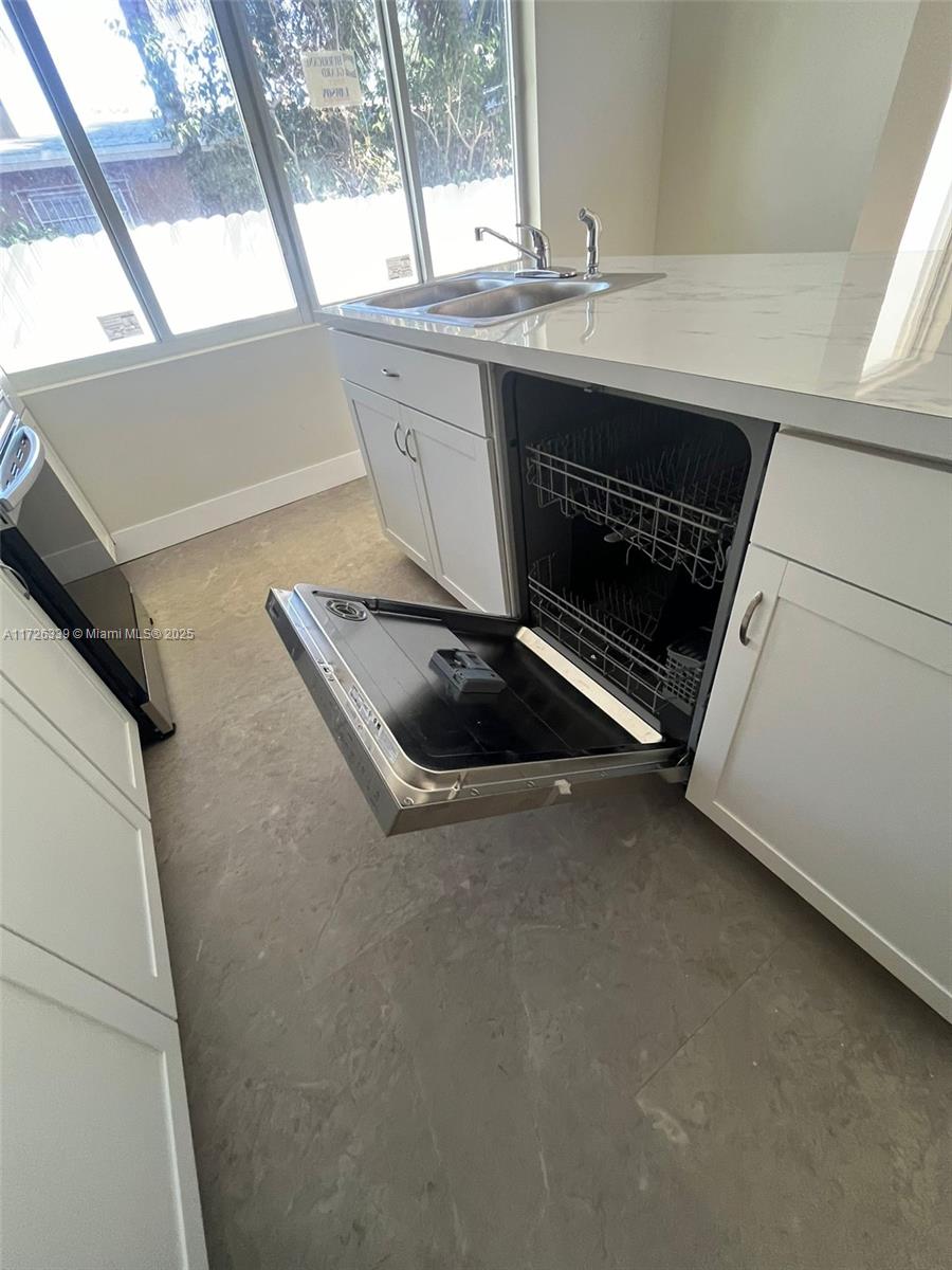 ALLAPATTAH HIGHLANDS ADDN - Residential Lease