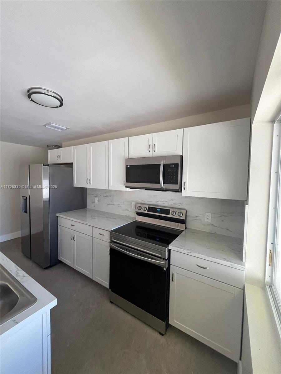 ALLAPATTAH HIGHLANDS ADDN - Residential Lease