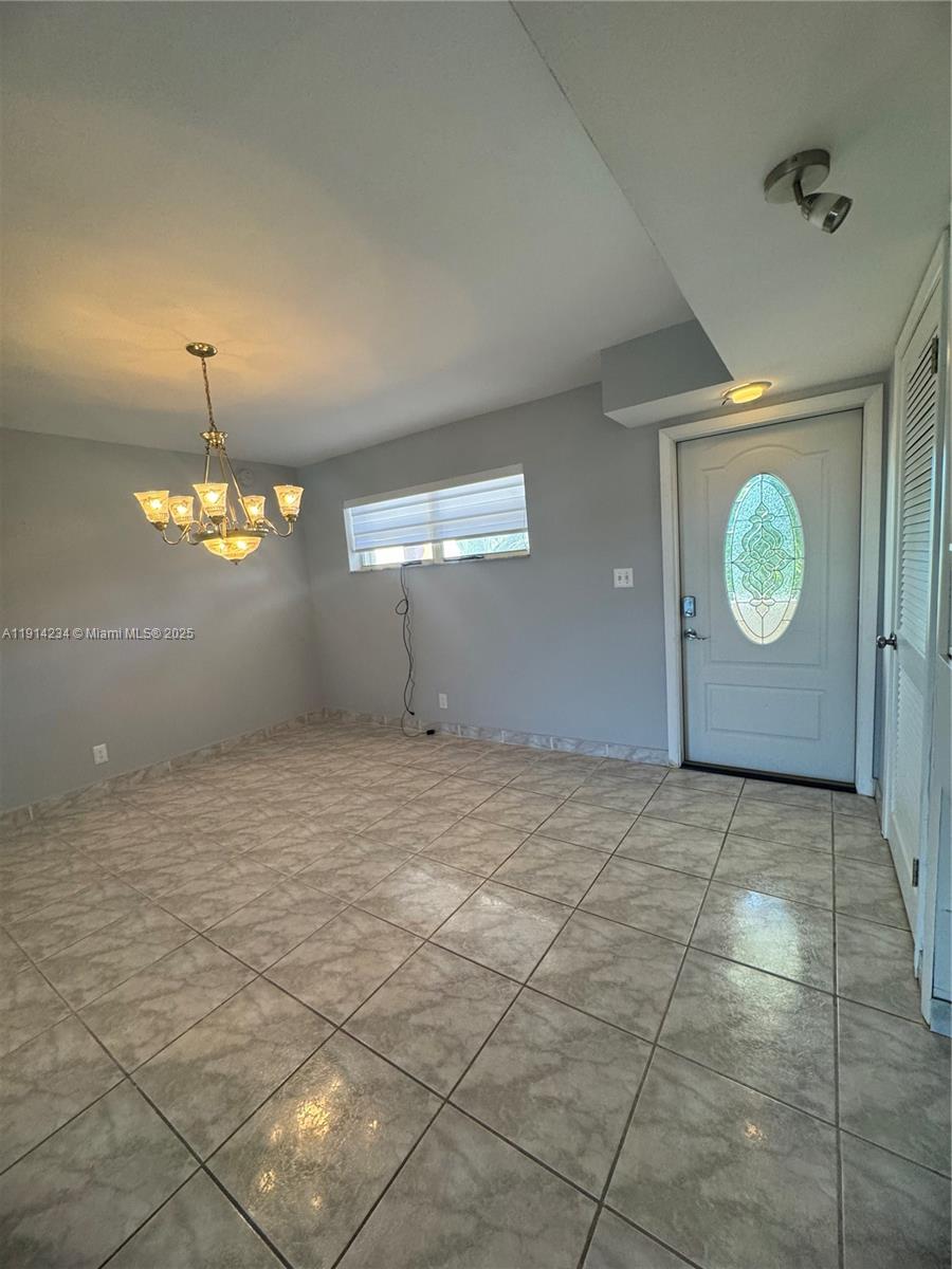 HOLLYBROOK GOLF AND - Residential Lease