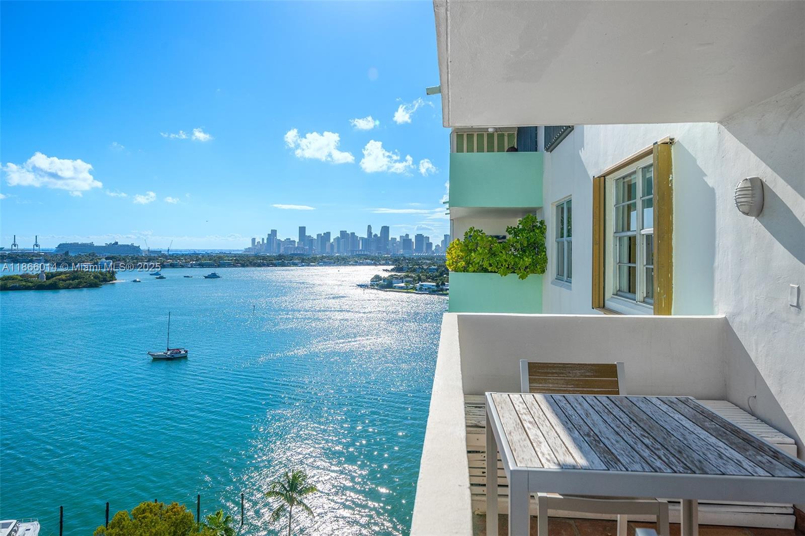 ISLAND TERRACE CONDO - Residential