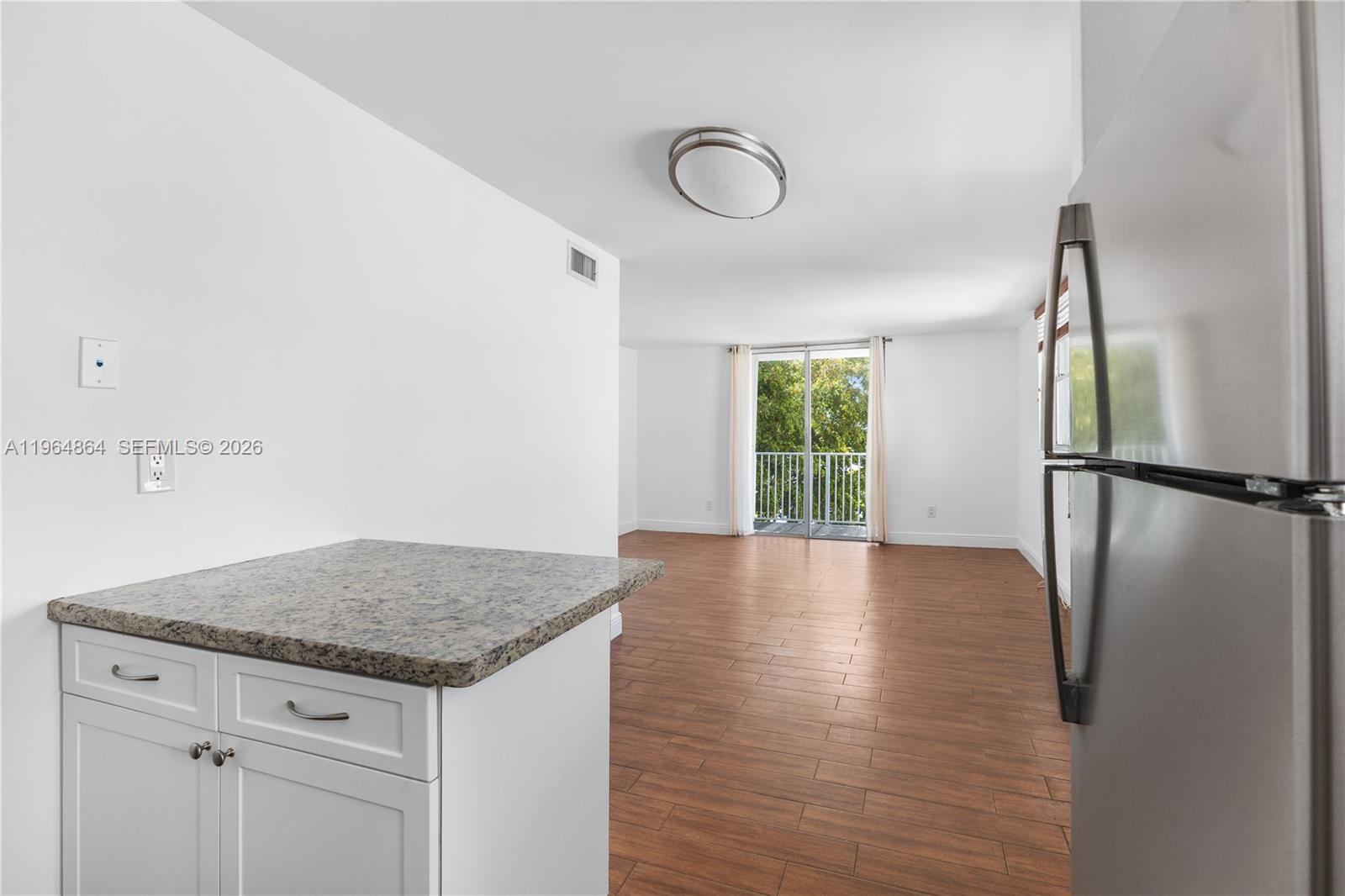 NORTH BAY VILLAS CONDO - Residential