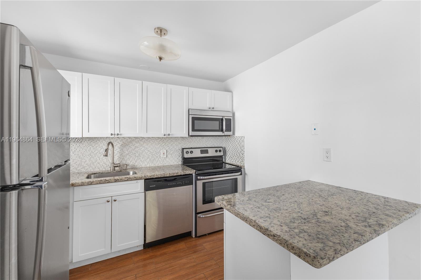 NORTH BAY VILLAS CONDO - Residential