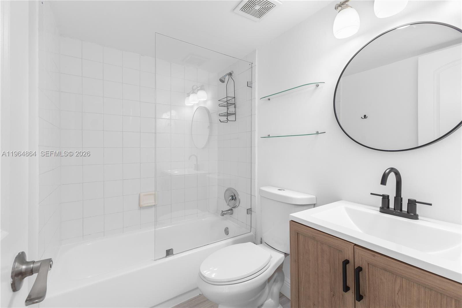 NORTH BAY VILLAS CONDO - Residential