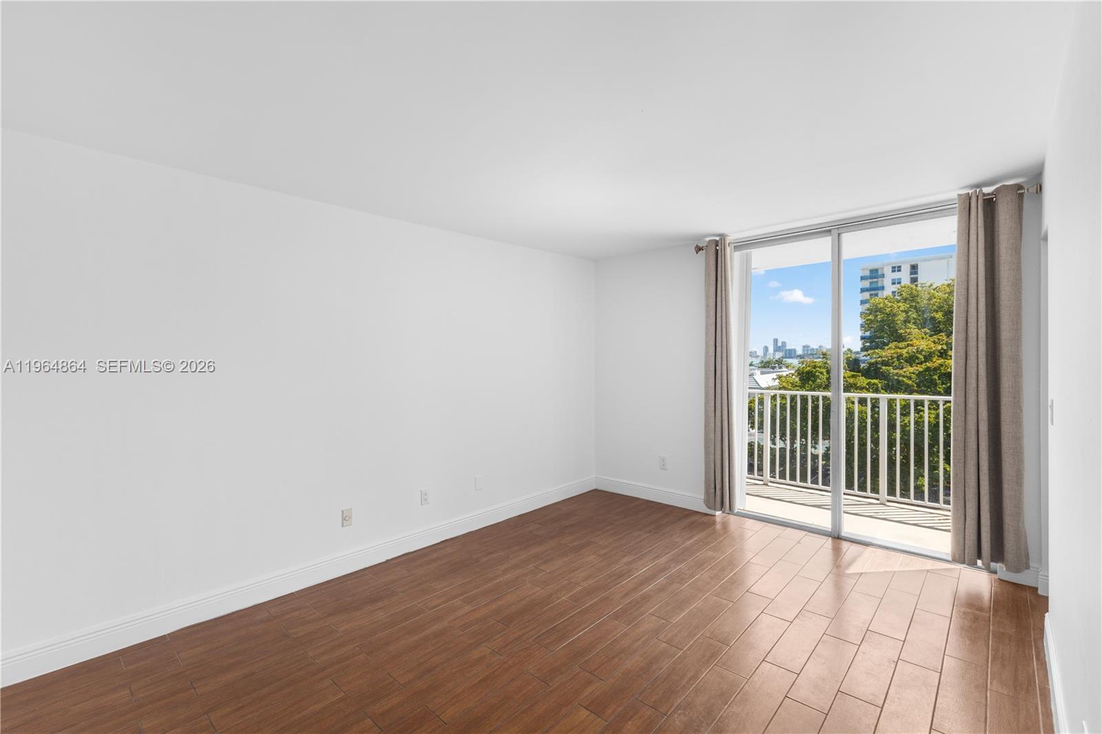 NORTH BAY VILLAS CONDO - Residential