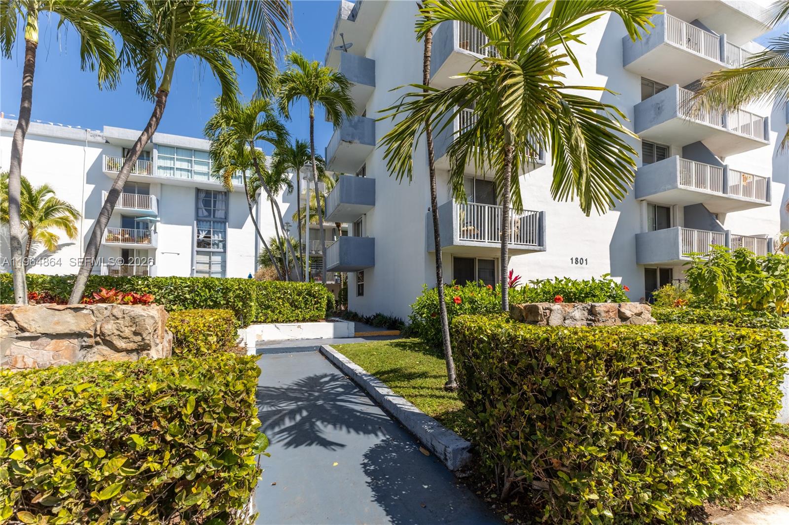 NORTH BAY VILLAS CONDO - Residential