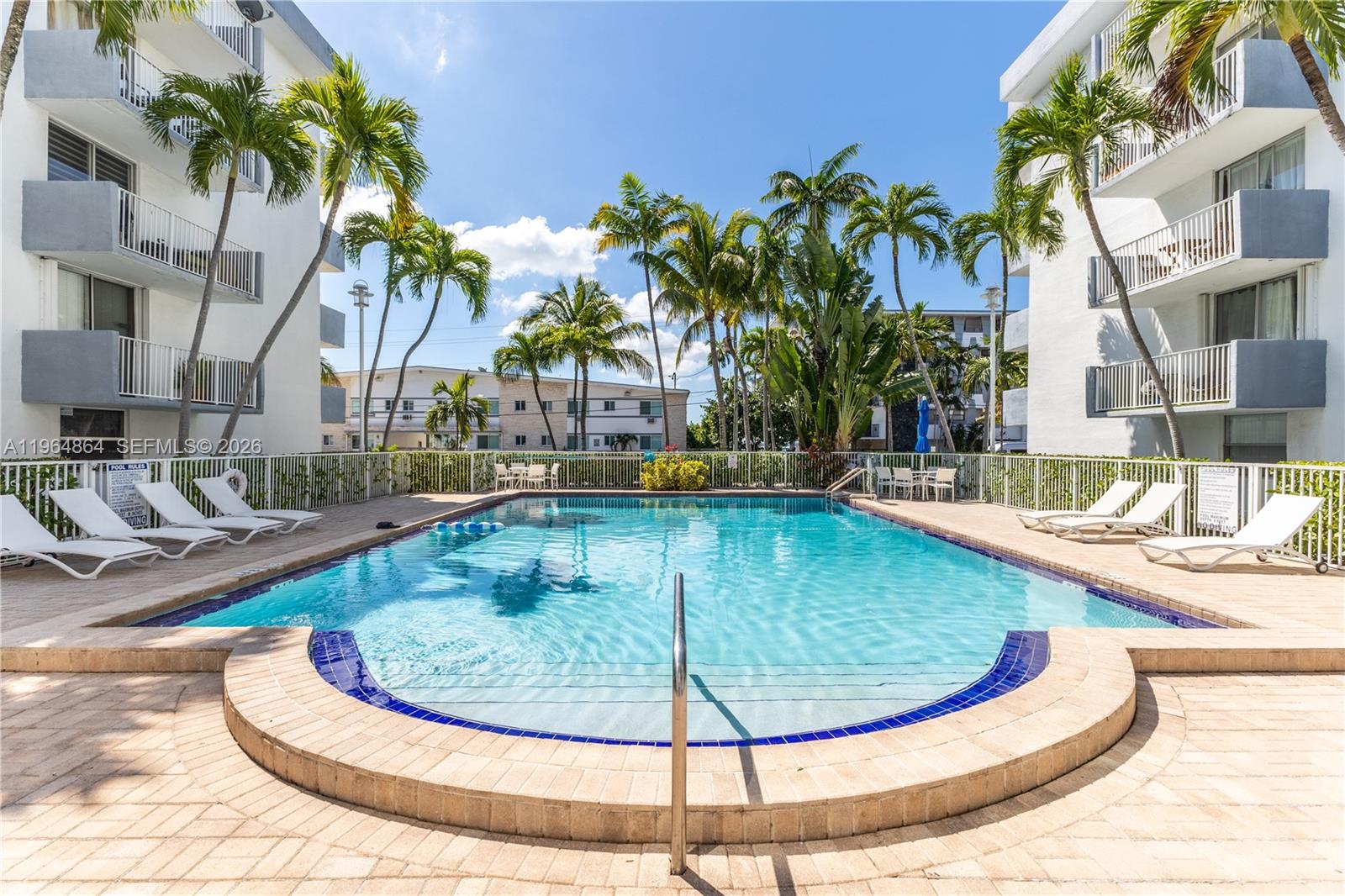 NORTH BAY VILLAS CONDO - Residential