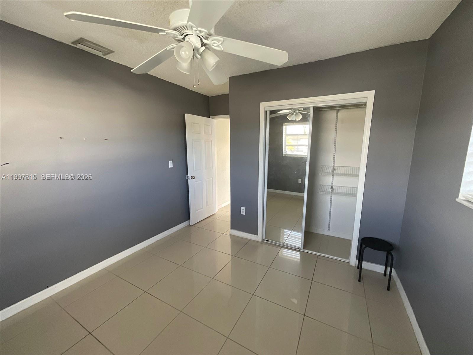 SO MIAMI HEIGHTS MANOR - Residential Lease