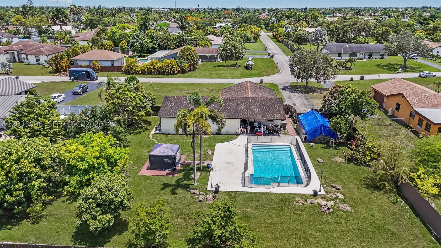 1475 NW 19 ST