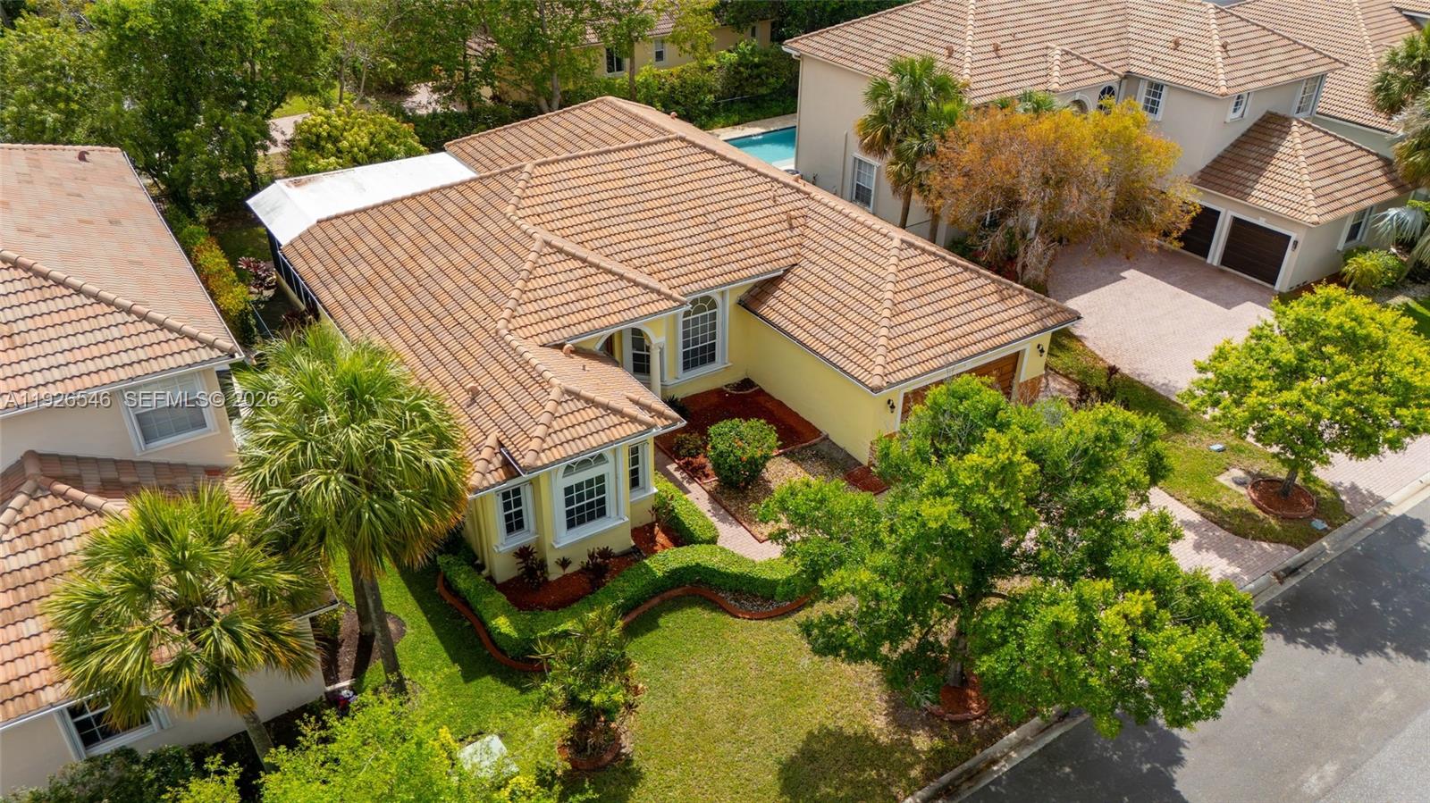 7116 W Pinecreek Way - Image 1