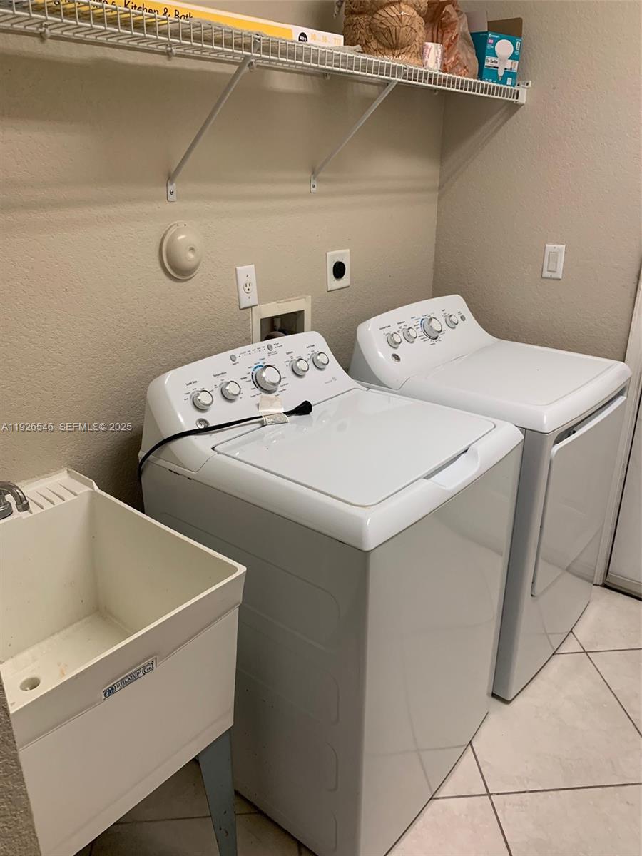 PINE CREEK PLAT - Residential