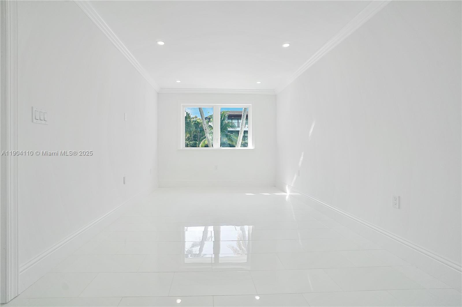 BISCAYNE KEY ESTATES - Residential Lease