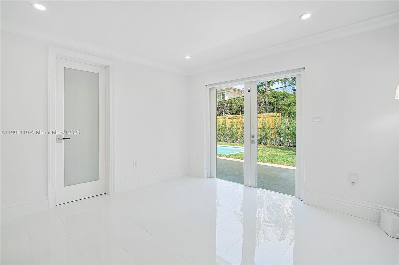 BISCAYNE KEY ESTATES - Residential Lease