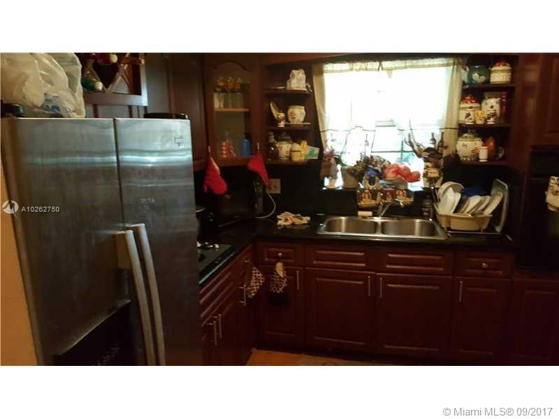 OAK RANCH MANOR - Residential