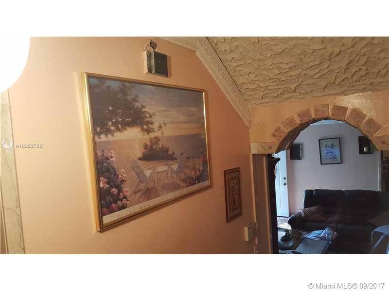 OAK RANCH MANOR - Residential