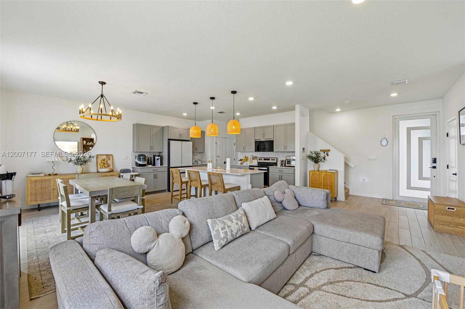 TENNESSEE ESTATES - Residential