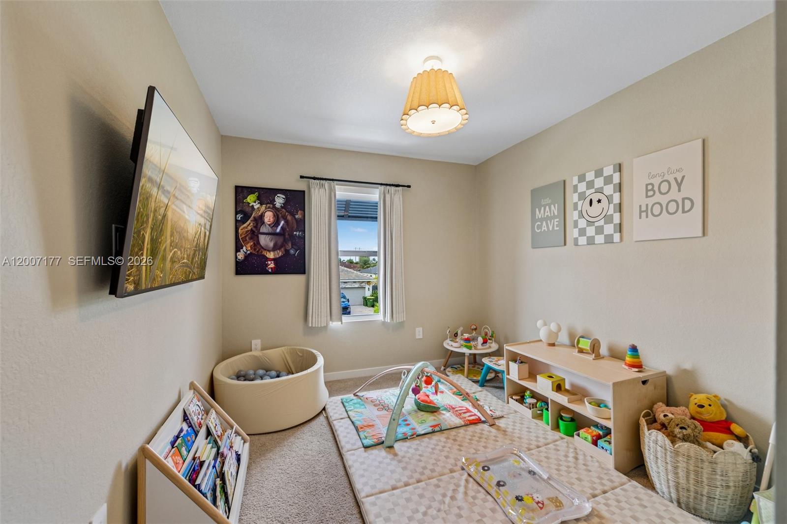 TENNESSEE ESTATES - Residential