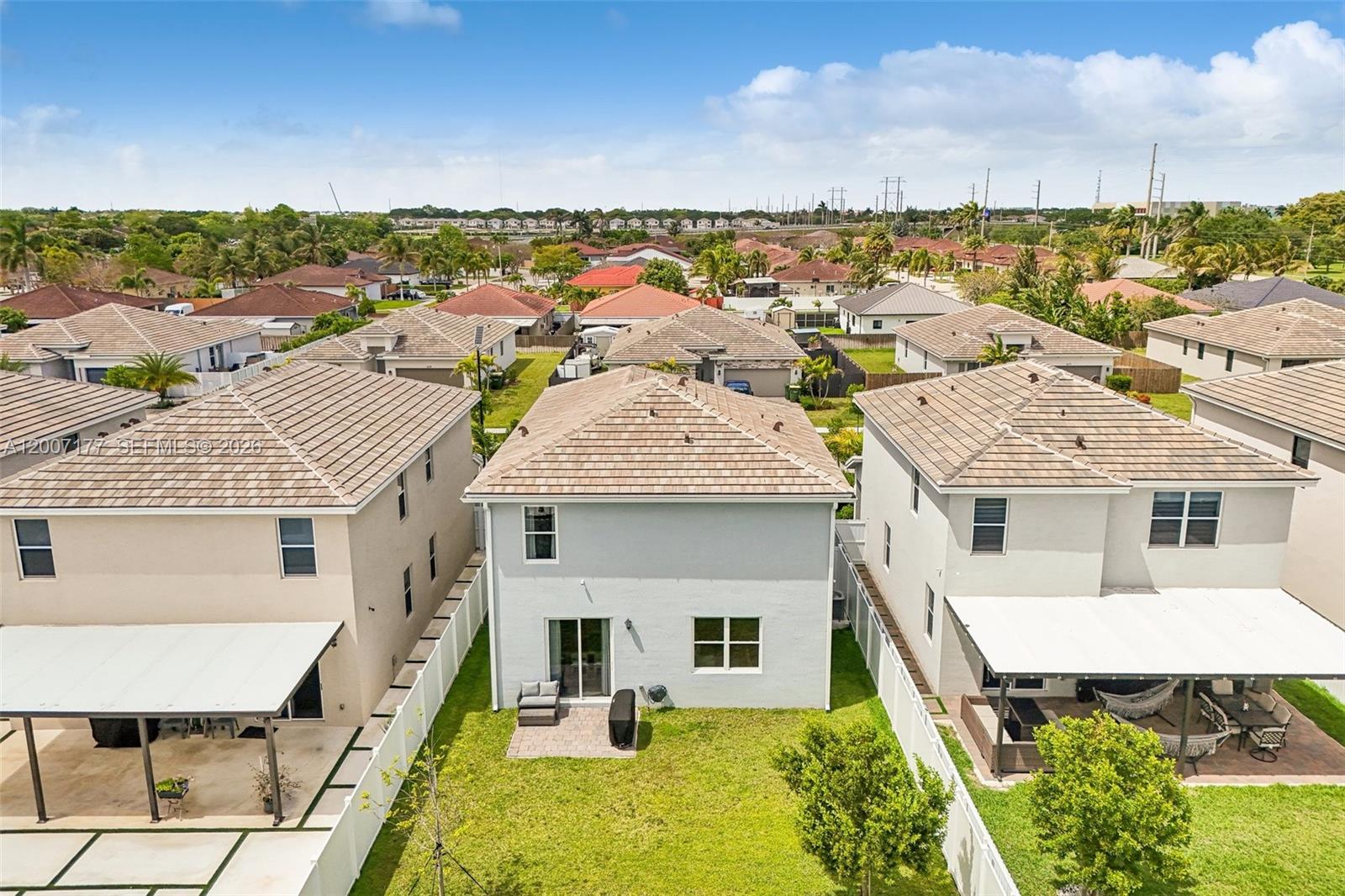 TENNESSEE ESTATES - Residential