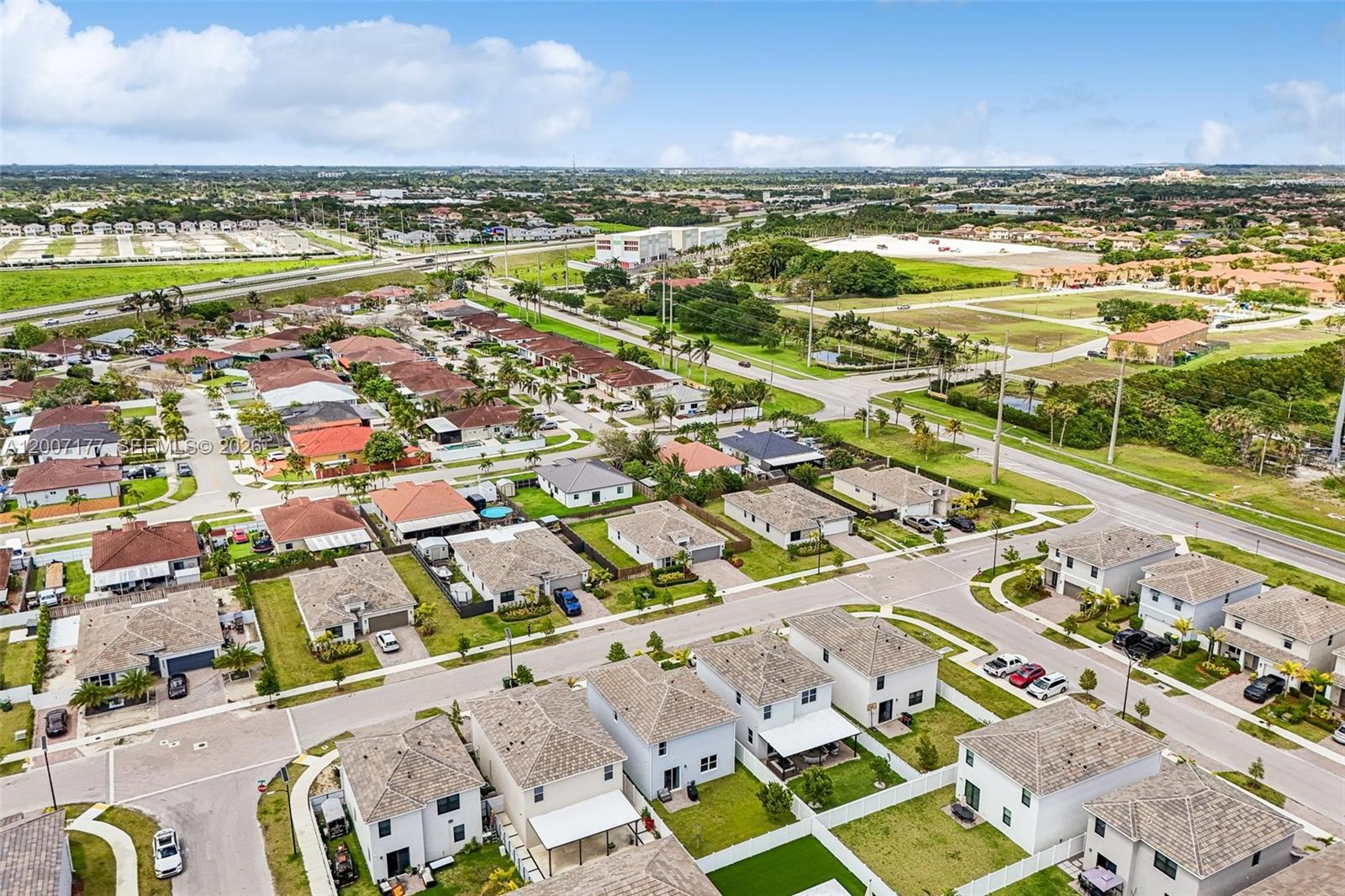 TENNESSEE ESTATES - Residential