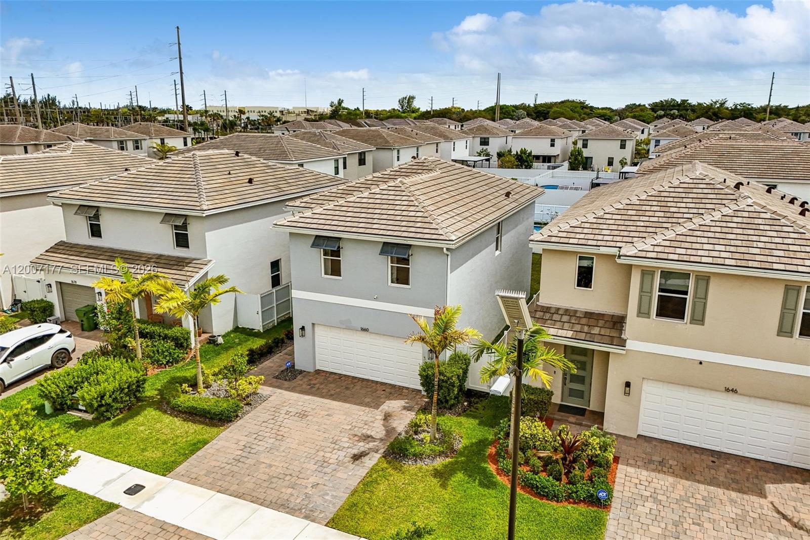 TENNESSEE ESTATES - Residential