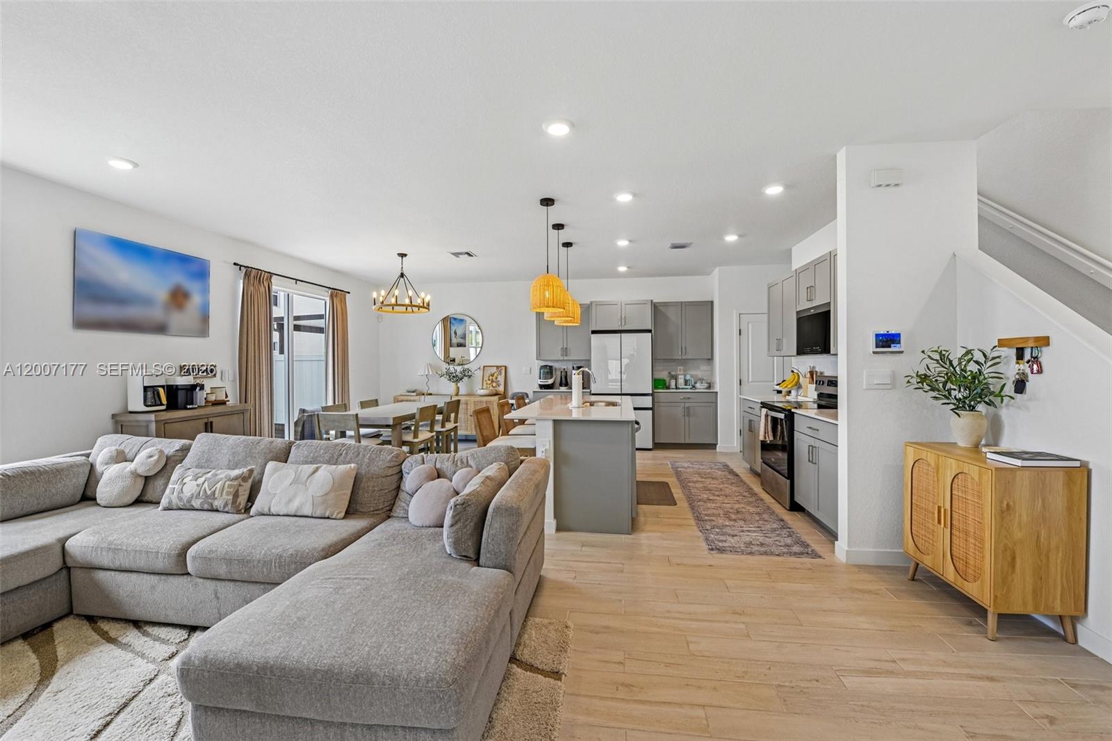 TENNESSEE ESTATES - Residential