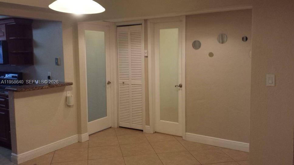 VILLAGE AT DADELAND CONDO - Residential