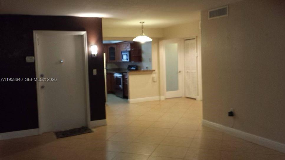 VILLAGE AT DADELAND CONDO - Residential