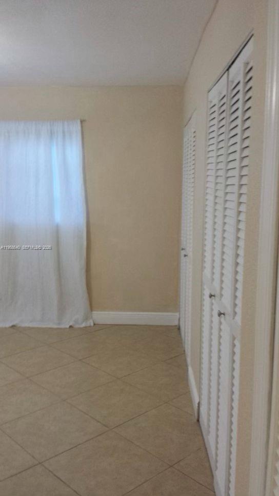 VILLAGE AT DADELAND CONDO - Residential