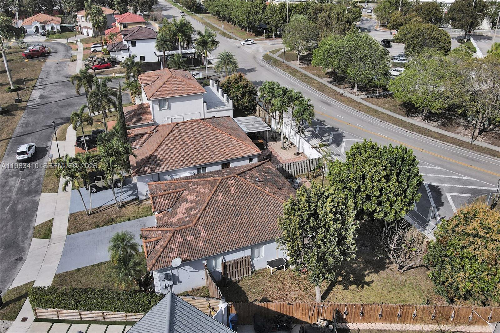 MONACO ESTATES AT KENDALL - Residential