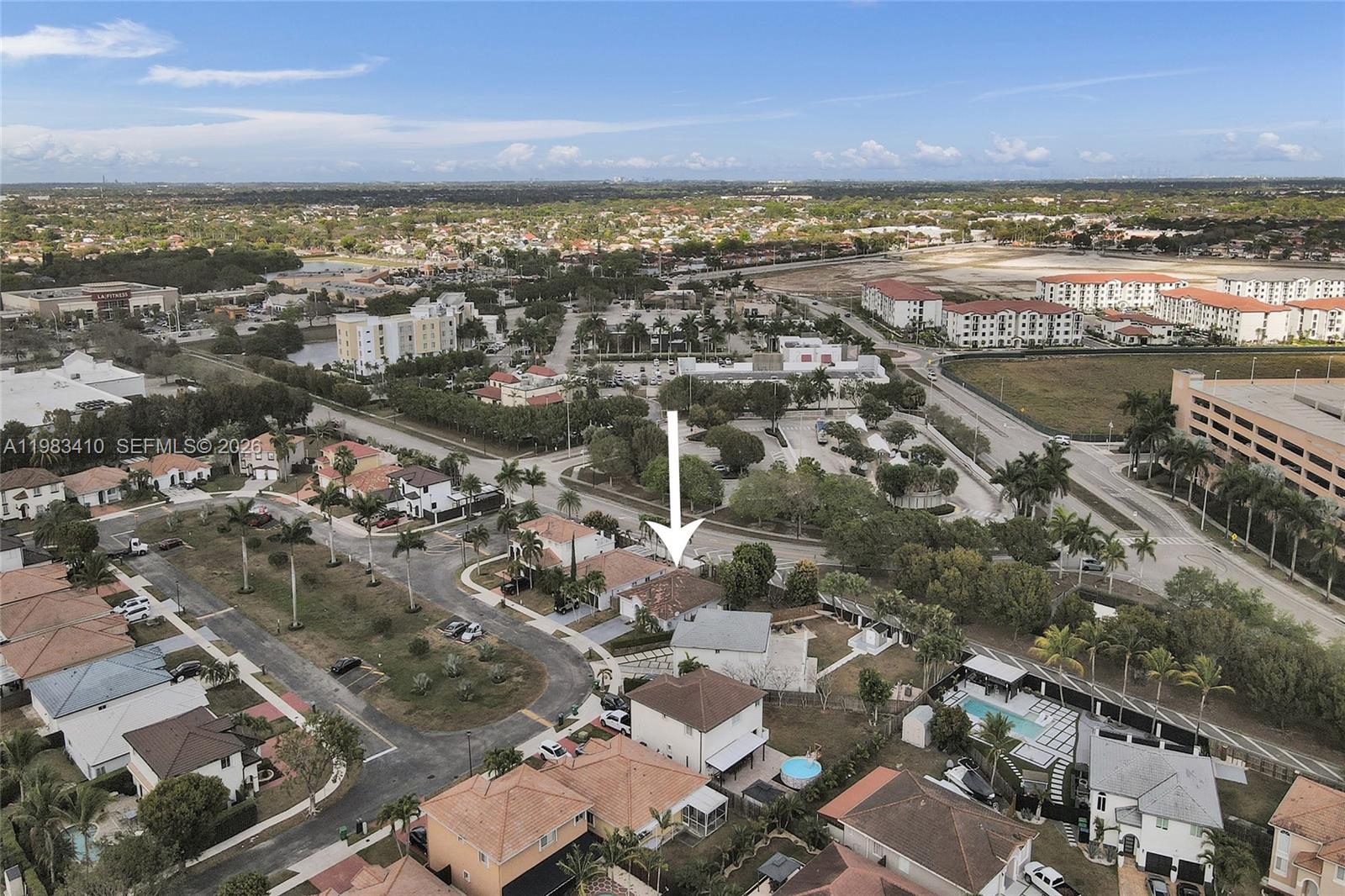 MONACO ESTATES AT KENDALL - Residential