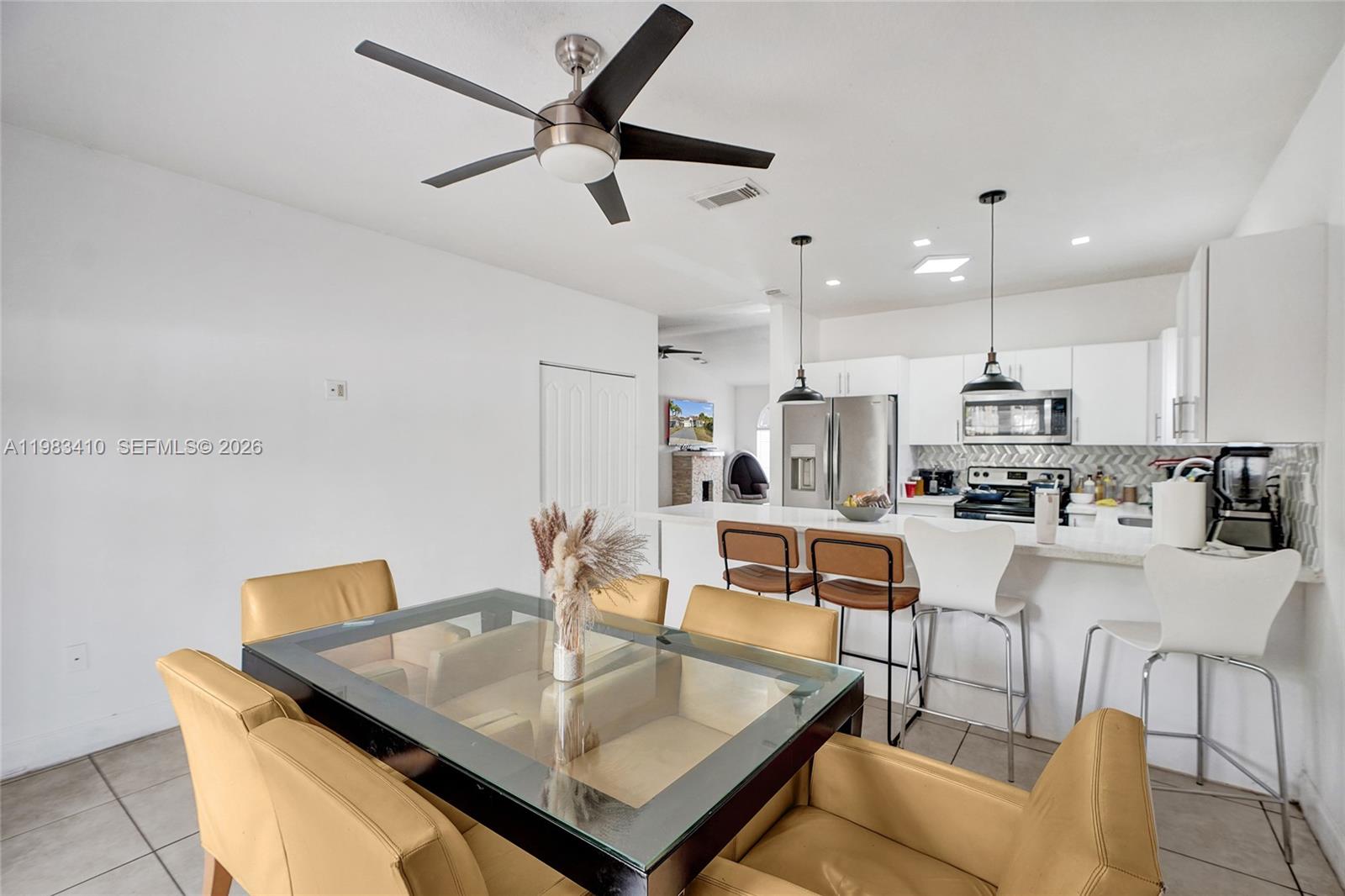 MONACO ESTATES AT KENDALL - Residential