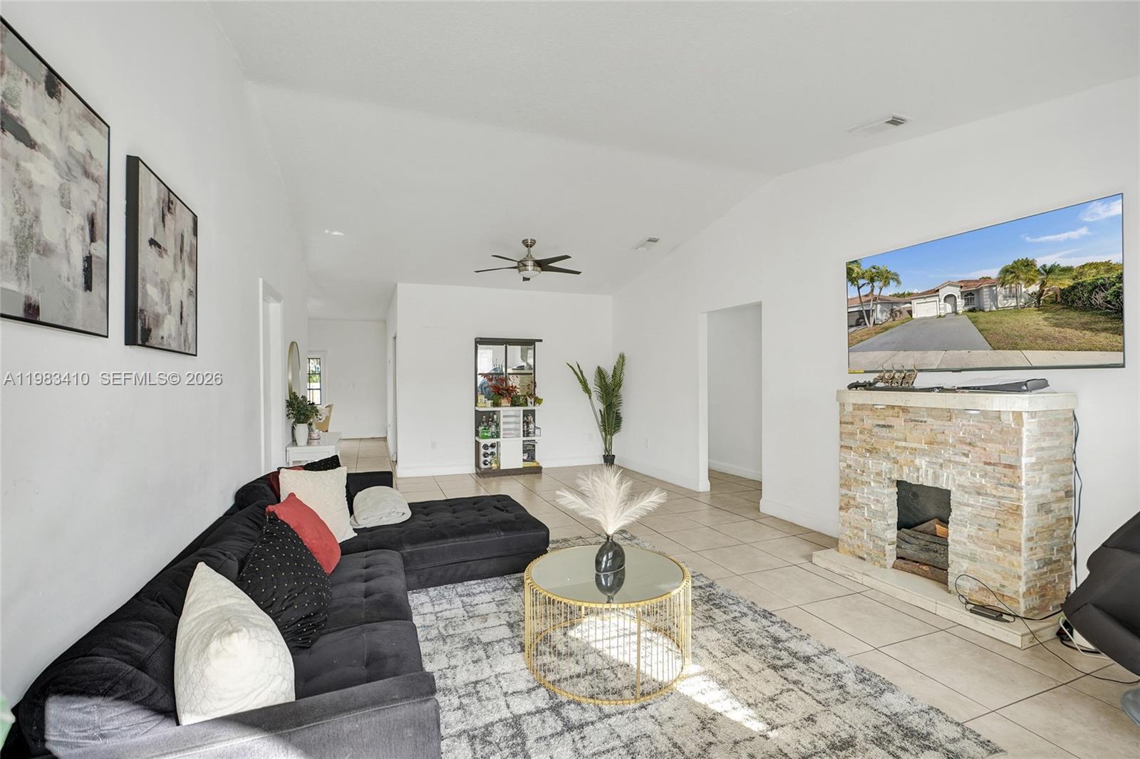 MONACO ESTATES AT KENDALL - Residential