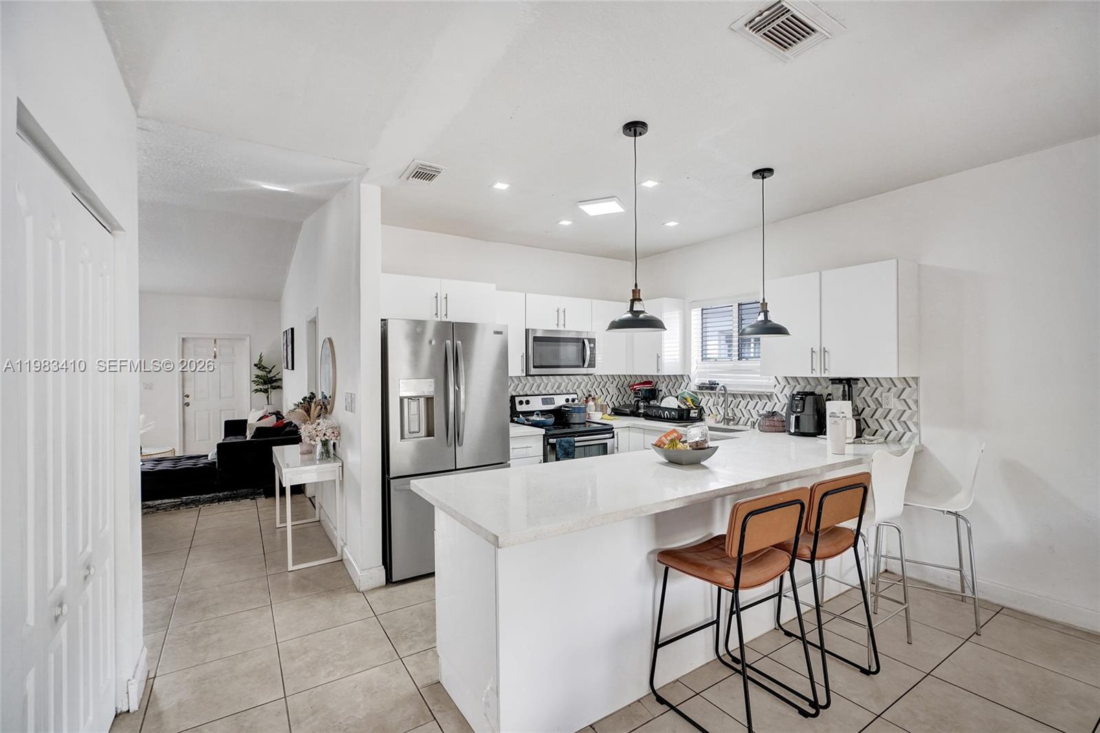 MONACO ESTATES AT KENDALL - Residential