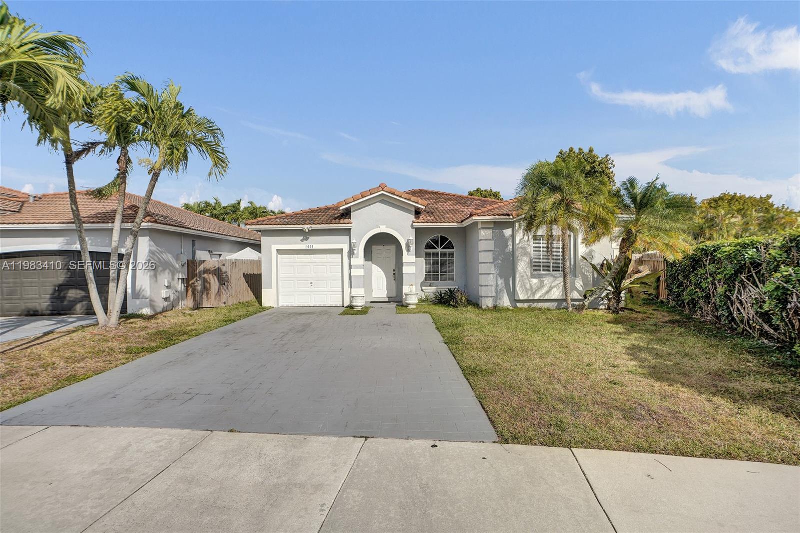 MONACO ESTATES AT KENDALL - Residential