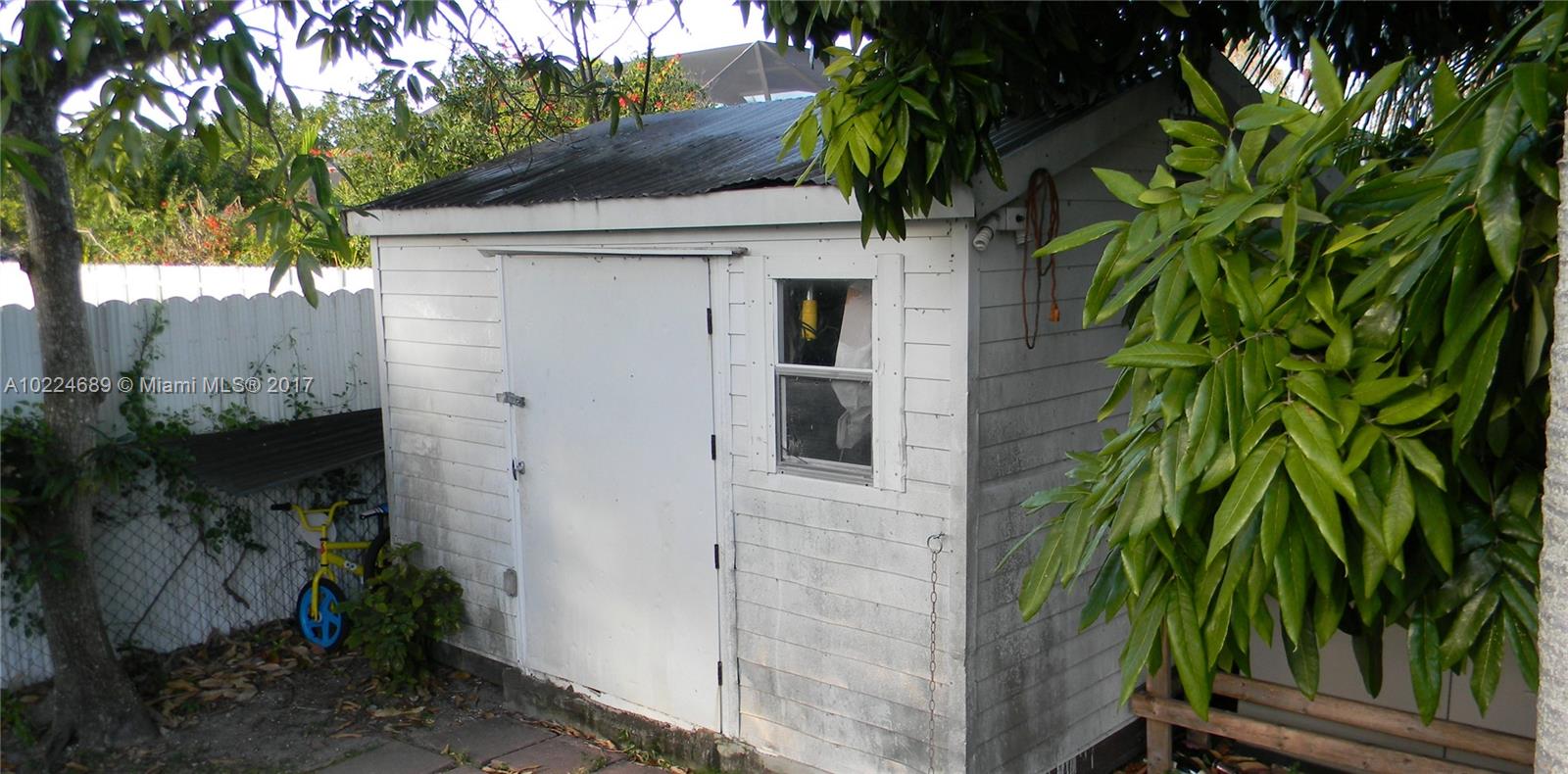 Pine Tree Homes - Residential