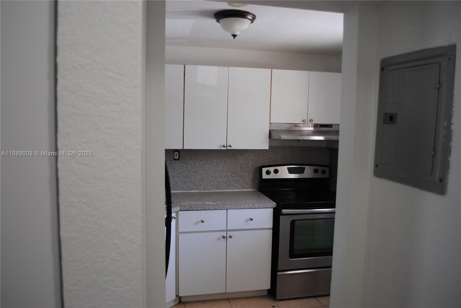 Village Homes & Condos - Residential Lease