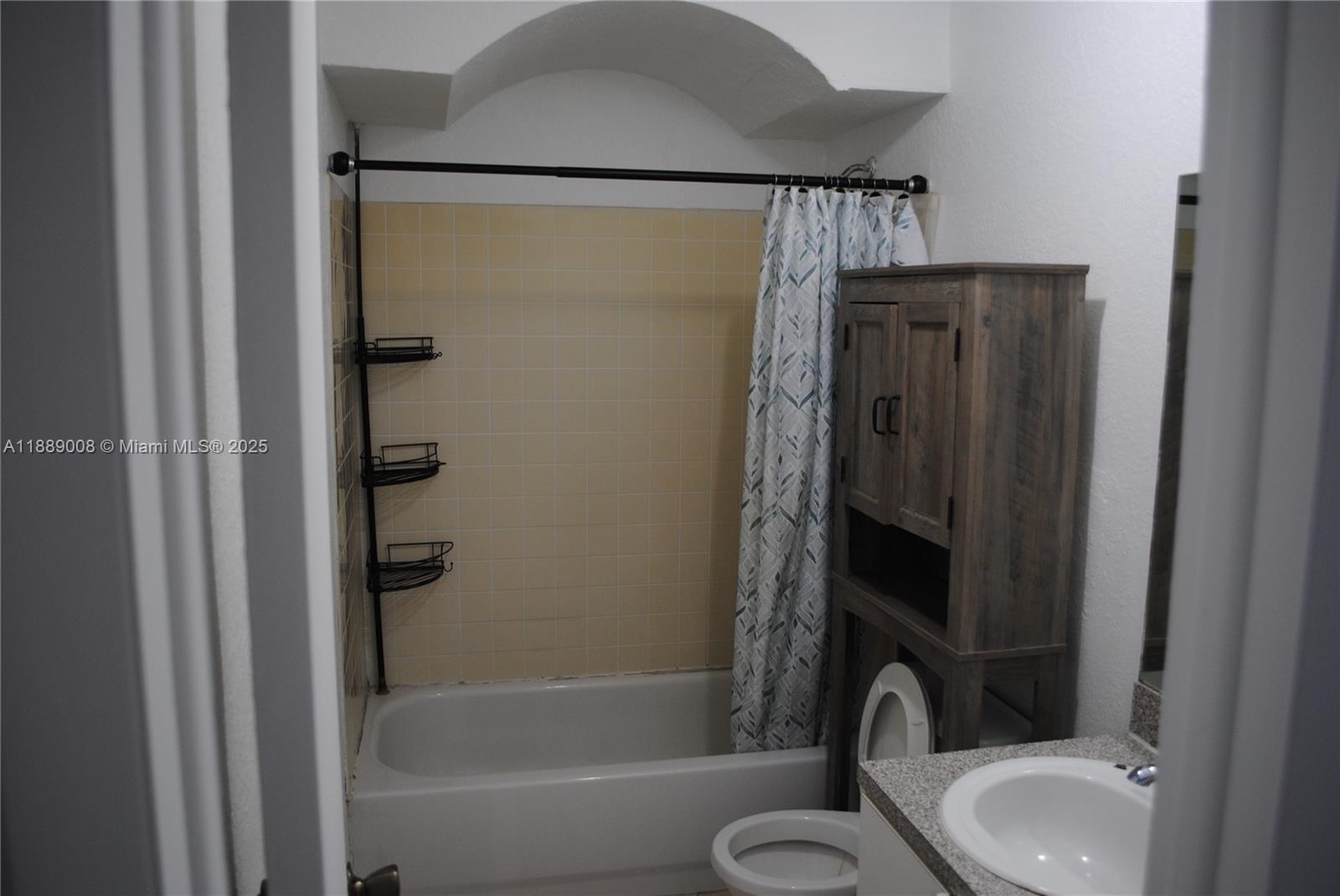Village Homes & Condos - Residential Lease
