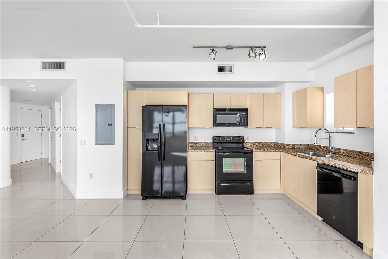 MIDTOWN LOFTS CONDO - Residential