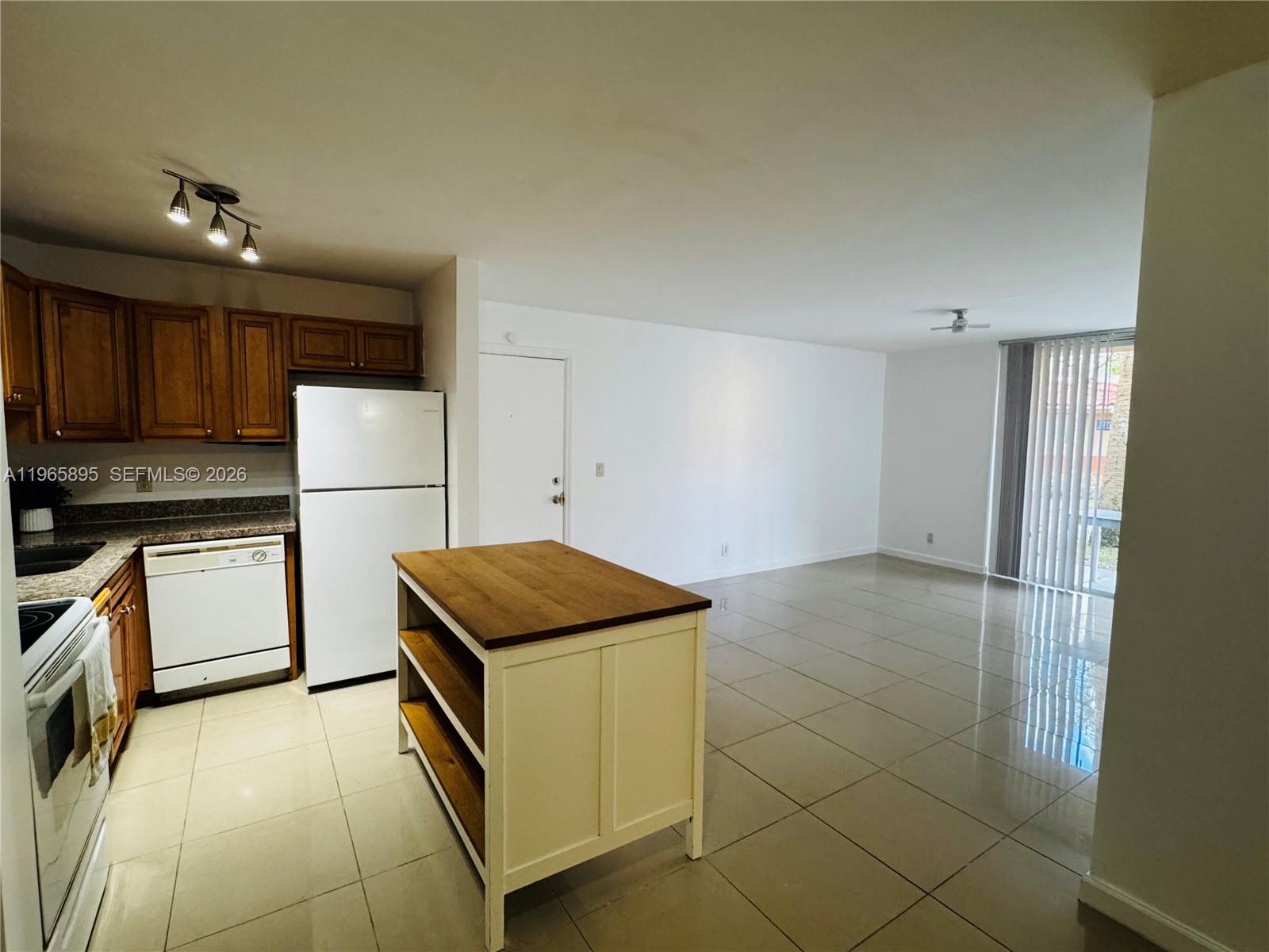 LAKES OF JACARANDA CONDO - Residential Lease