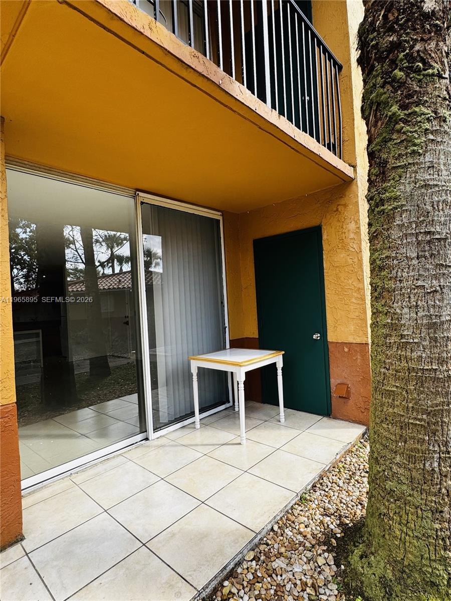 LAKES OF JACARANDA CONDO - Residential Lease
